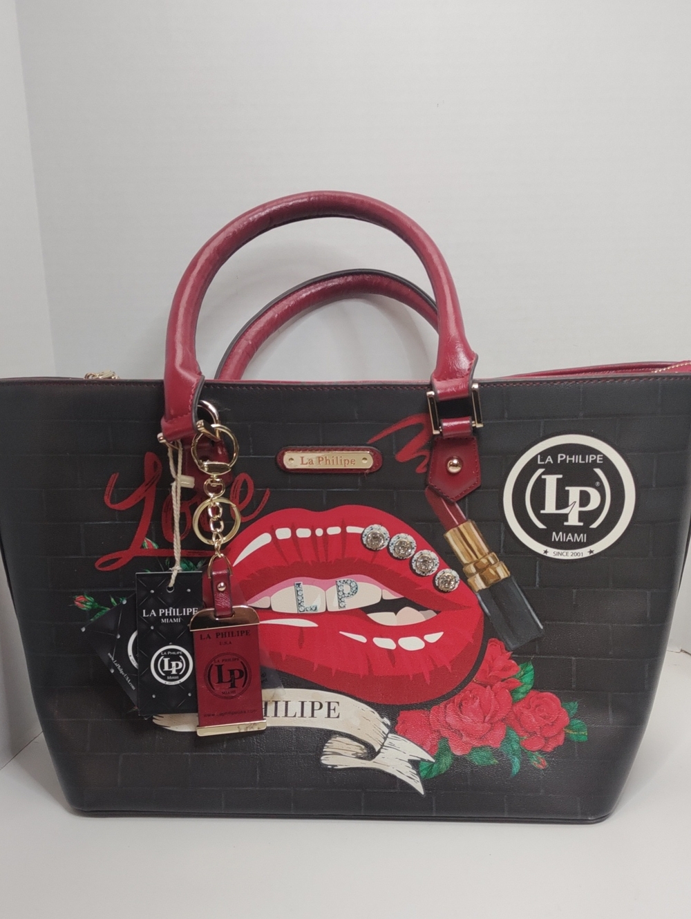 LA Philippe NWT Black Tote/Strap Bag with Red Lip Graphic